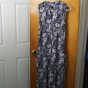 Women's dress